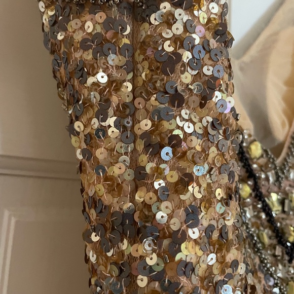 JOVANI - Picture 6 of 11